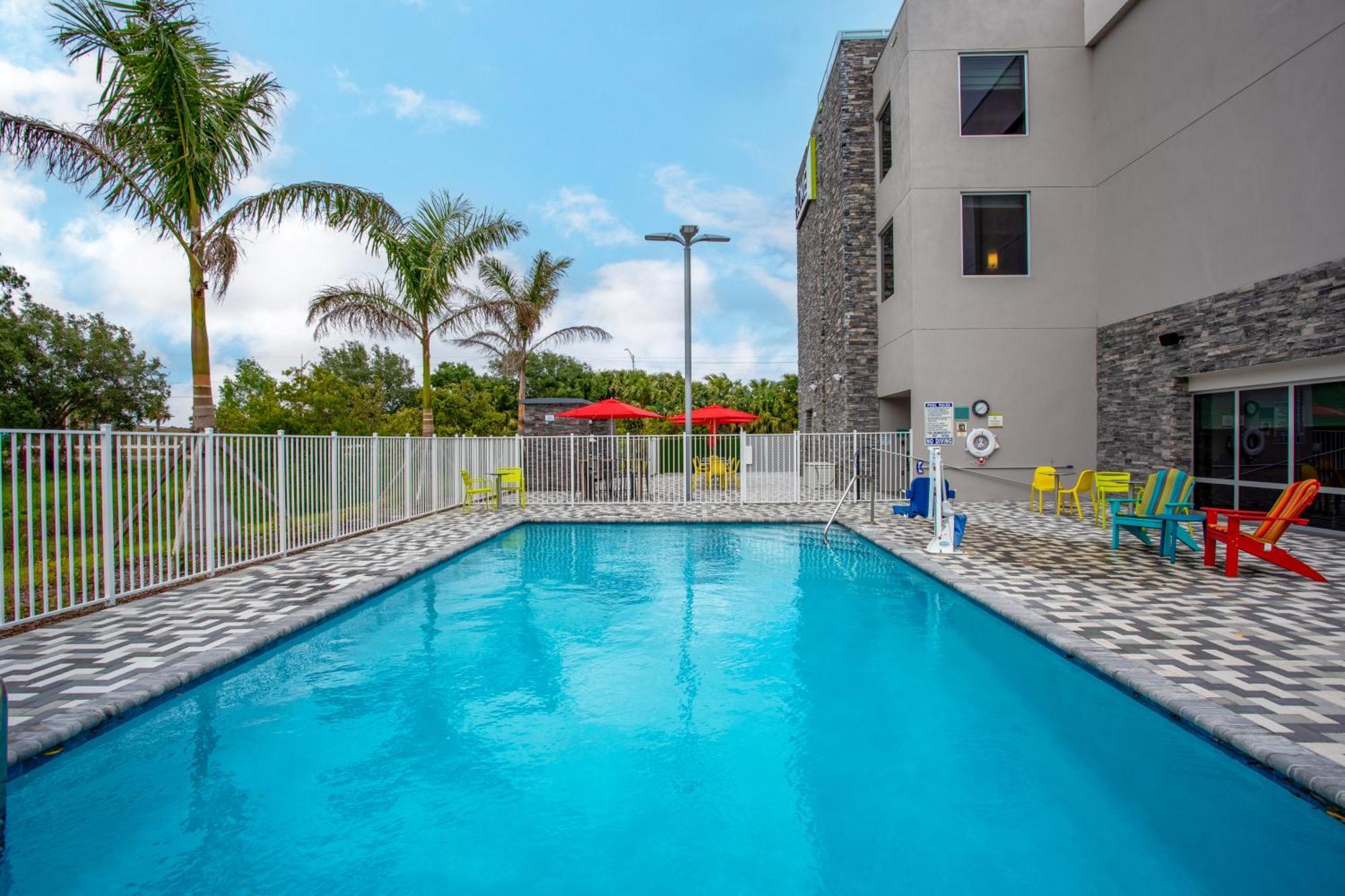 Home2 Suites By Hilton Vero Beach I-95 West Vero Corridor 外观 照片